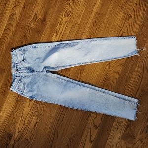 Hint of Blu size 25 jeans
